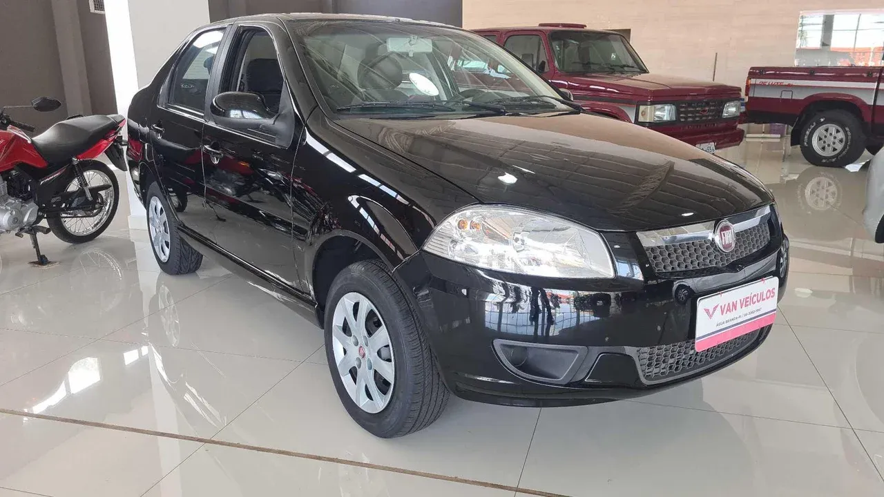 Fiat Siena 2014 preto